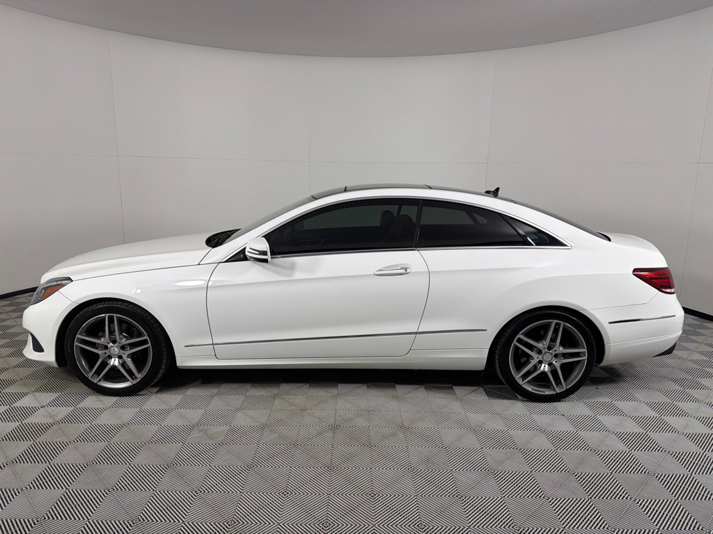 2015 Mercedes-Benz E-Class Image 9
