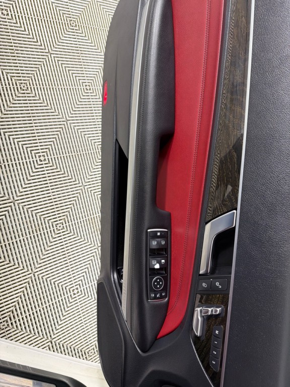 2015 Mercedes-Benz E-Class Image 12