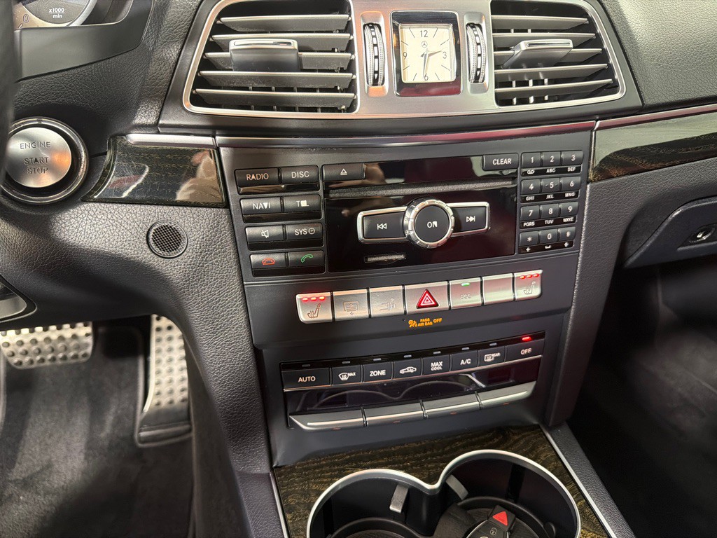 2015 Mercedes-Benz E-Class Image 20