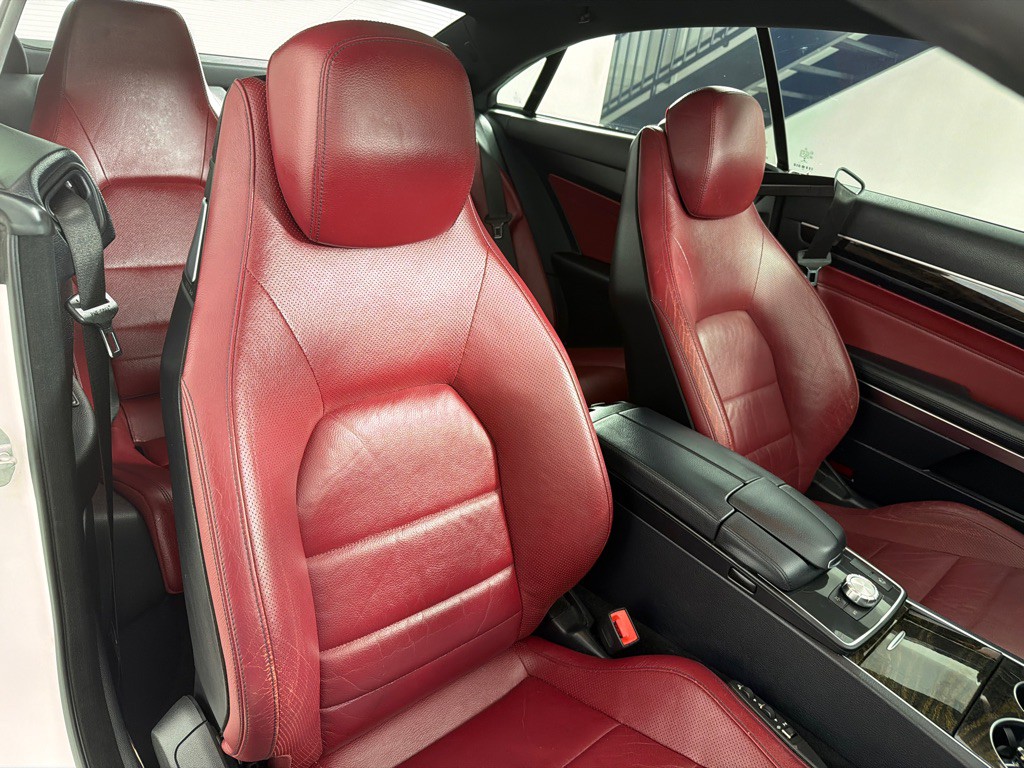 2015 Mercedes-Benz E-Class Image 25