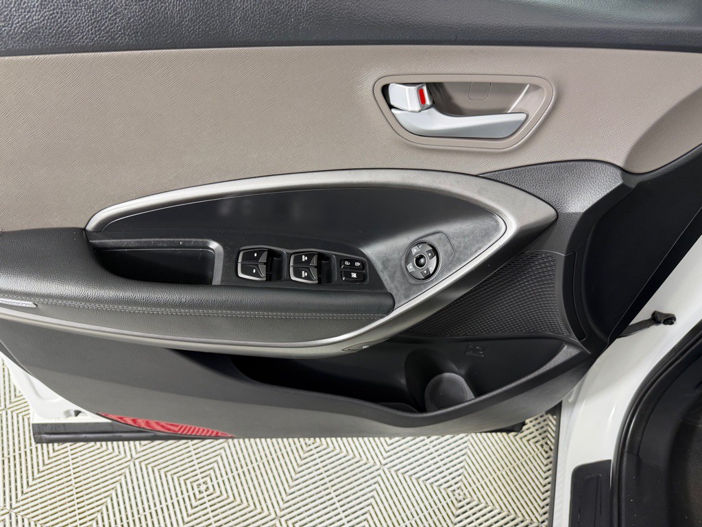 2017 Hyundai Santa Fe Sport Image 10