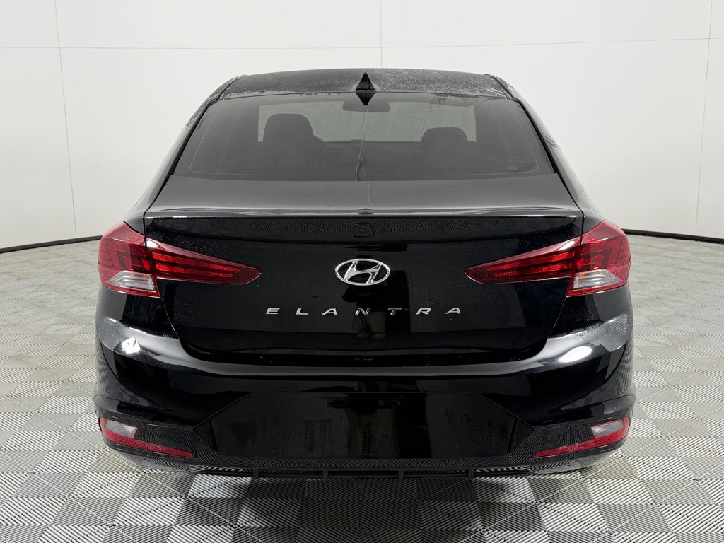 2020 Hyundai Elantra Image 6