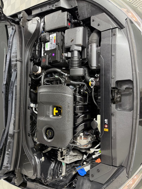 2020 Hyundai Elantra Image 25