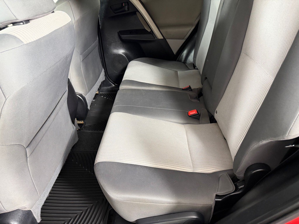 2013 Toyota Rav4 Image 18