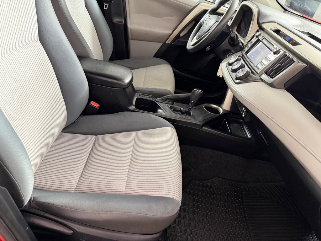 2013 Toyota Rav4 Image 23