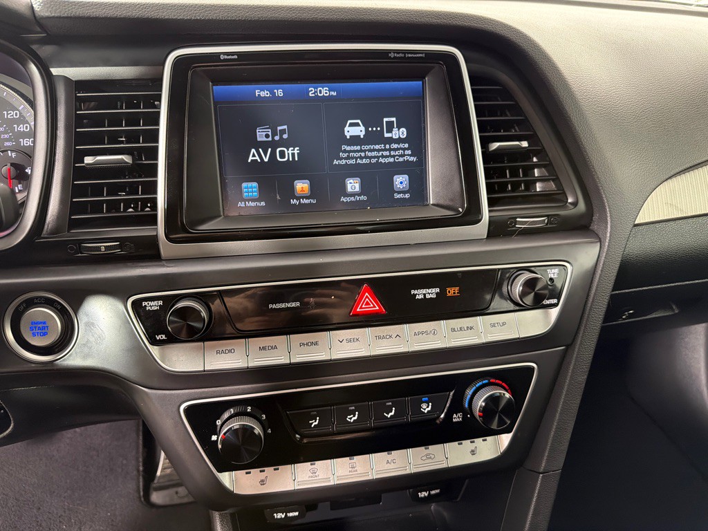 2018 Hyundai Sonata Image 17