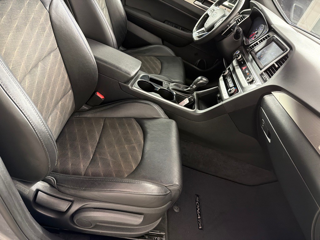 2018 Hyundai Sonata Image 24