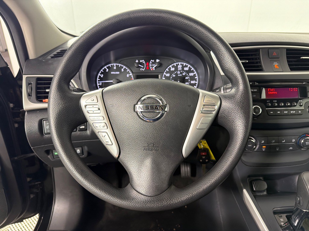 2017 Nissan Sentra Image 14