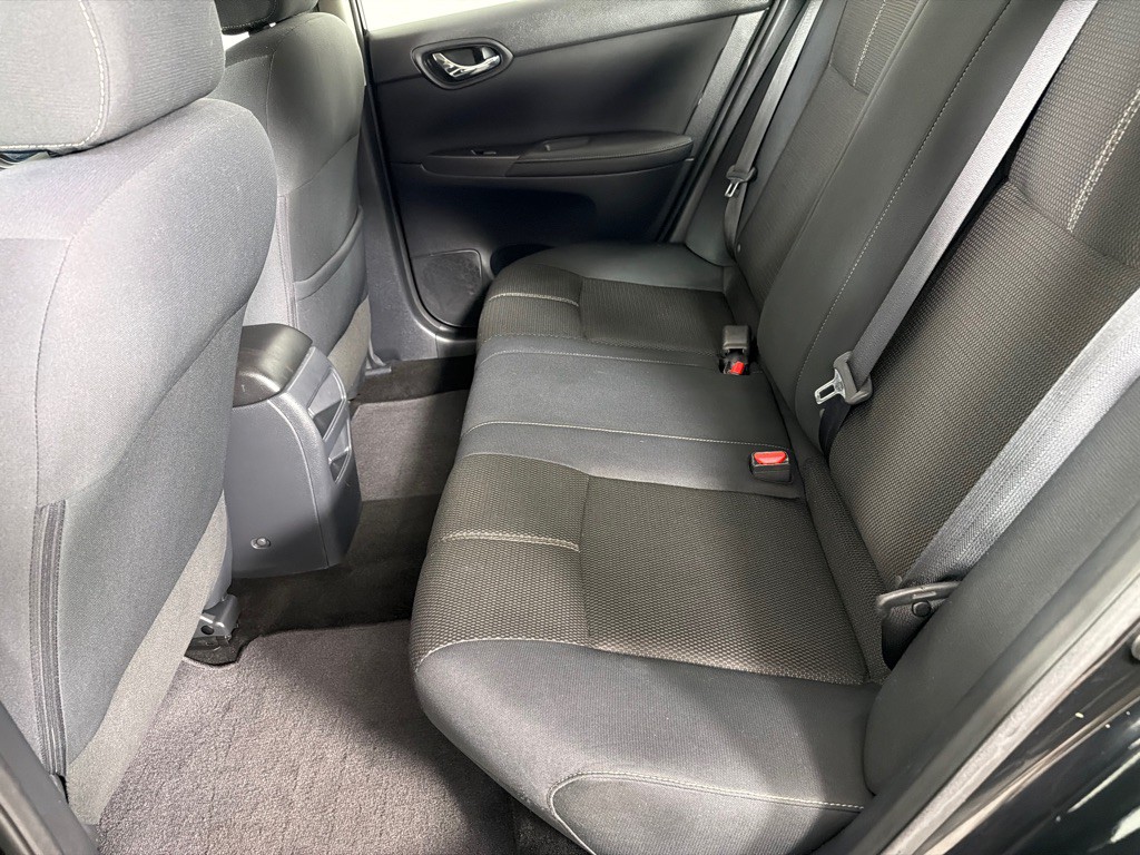 2017 Nissan Sentra Image 17