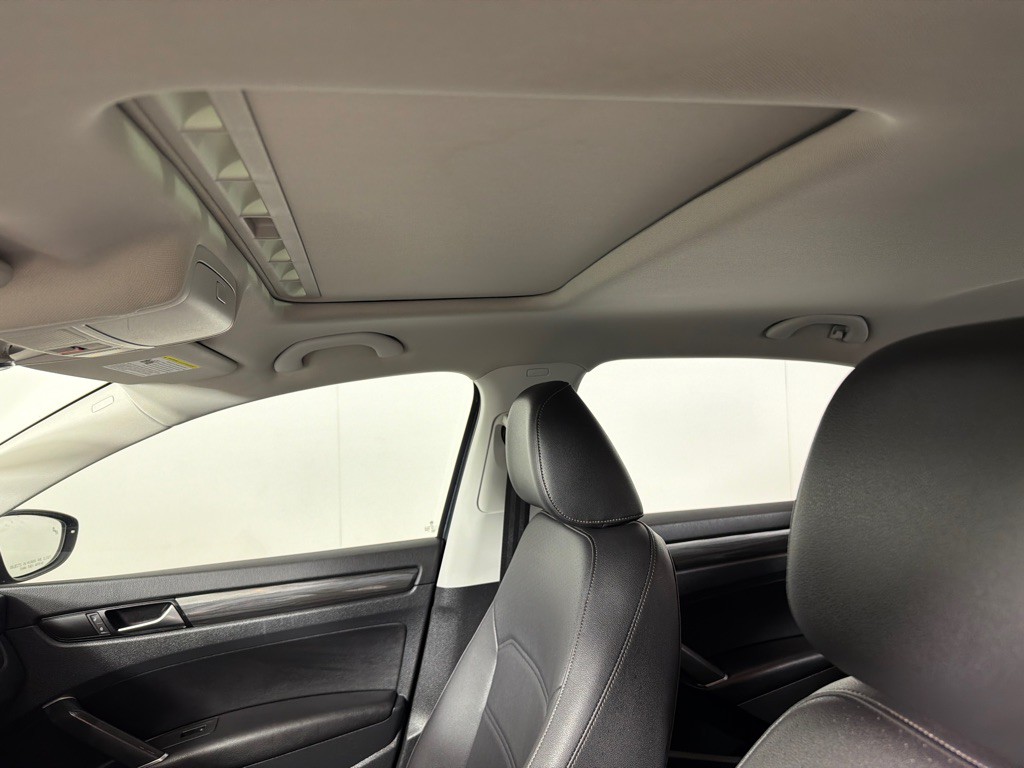 2020 Volkswagen Passat Image 14