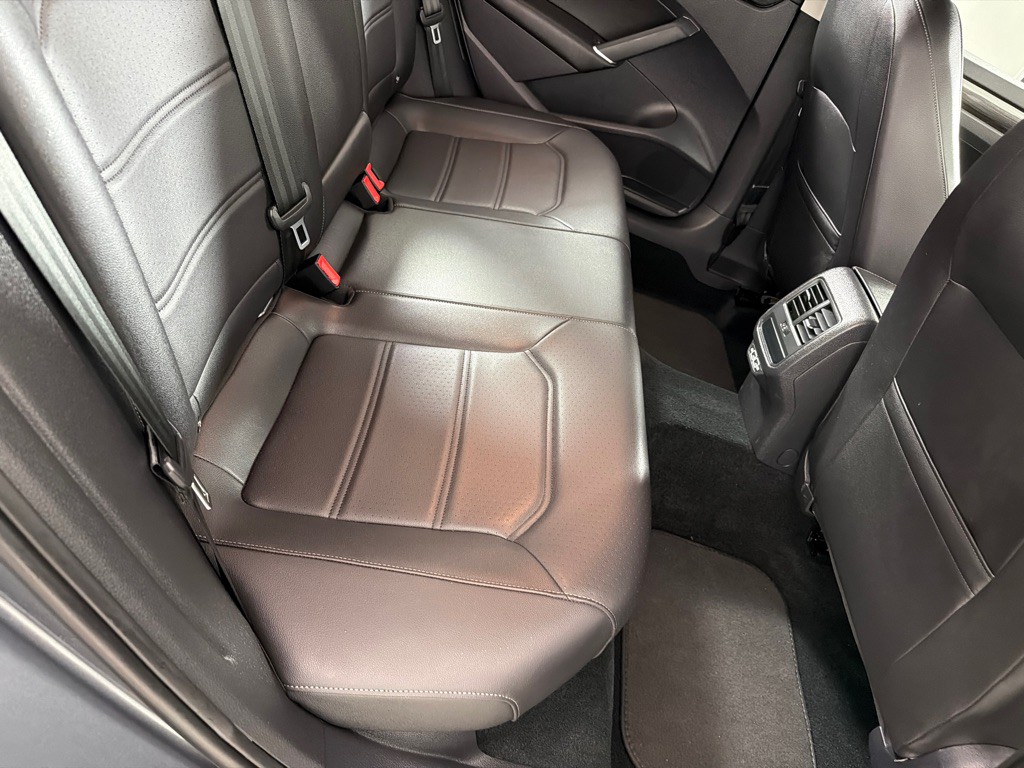 2020 Volkswagen Passat Image 22