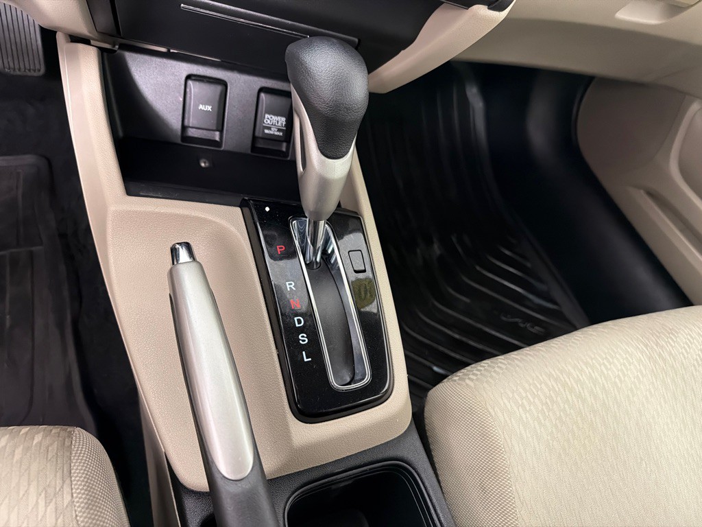 2014 Honda Civic Image 16