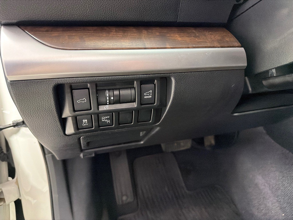 2015 Subaru Outback Image 15