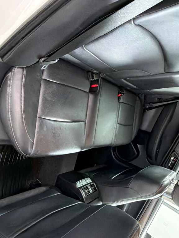 2015 Subaru Outback Image 23