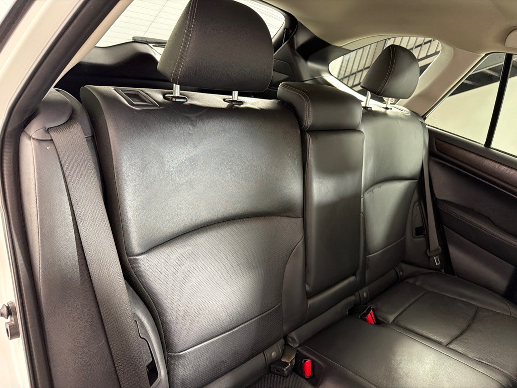 2015 Subaru Outback Image 24