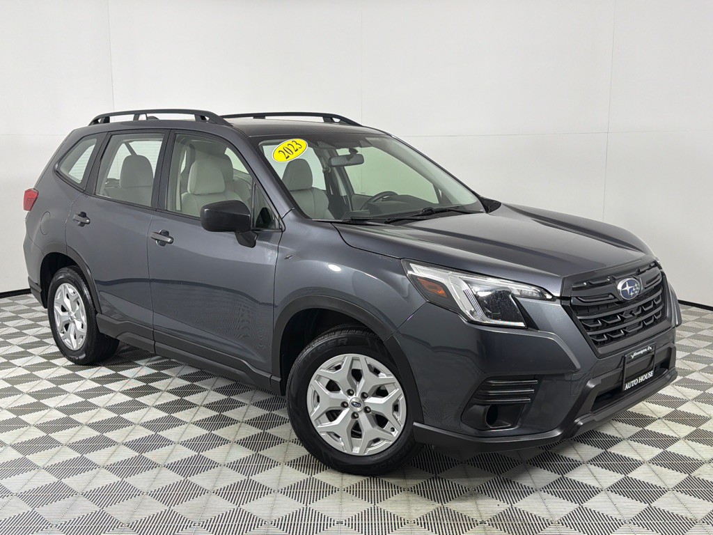 2023 Subaru Forester Image 2