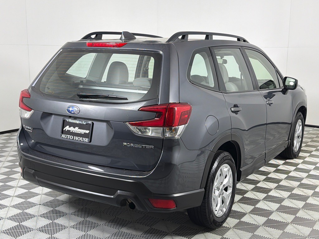 2023 Subaru Forester Image 5