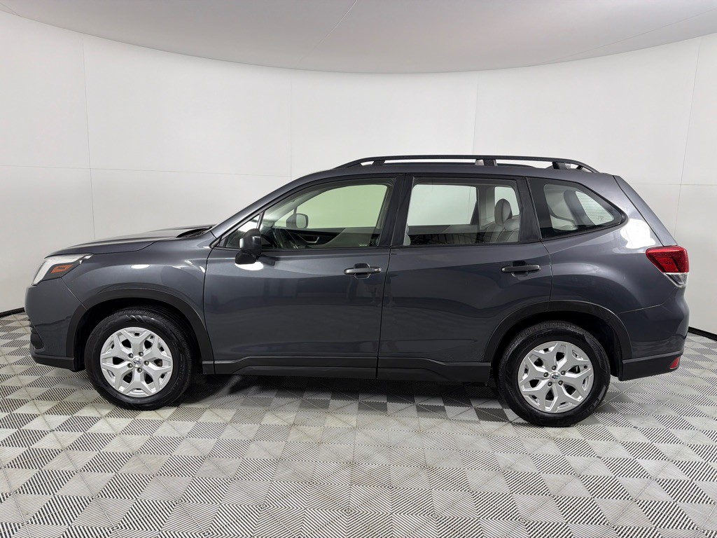 2023 Subaru Forester Image 8