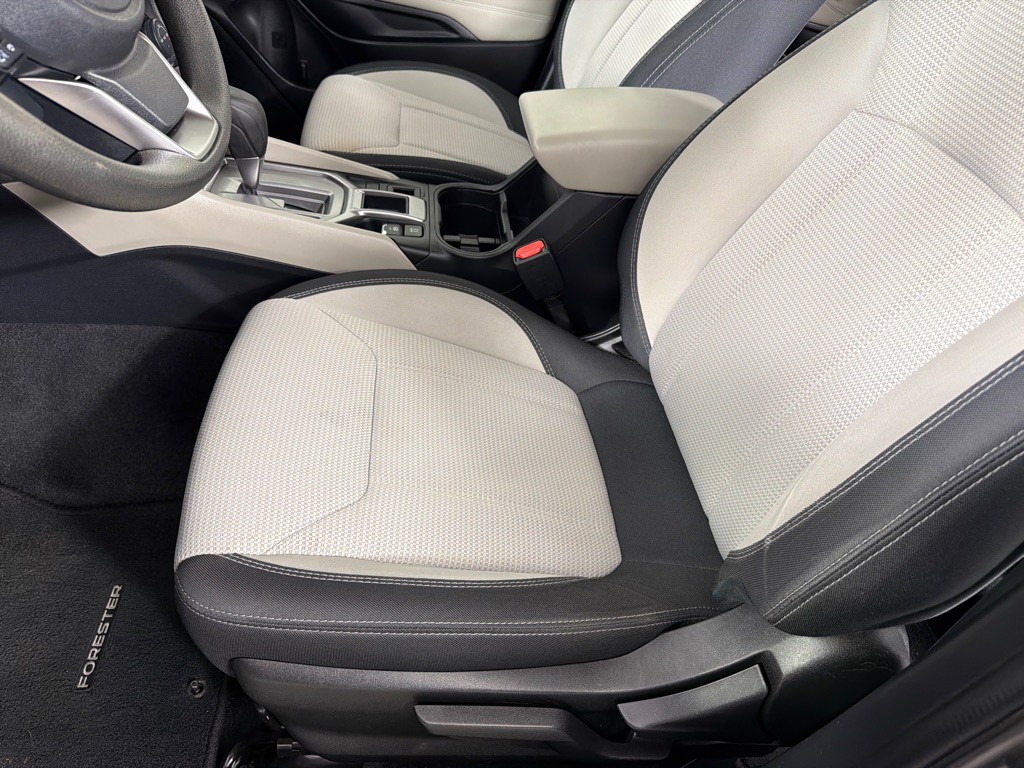 2023 Subaru Forester Image 11