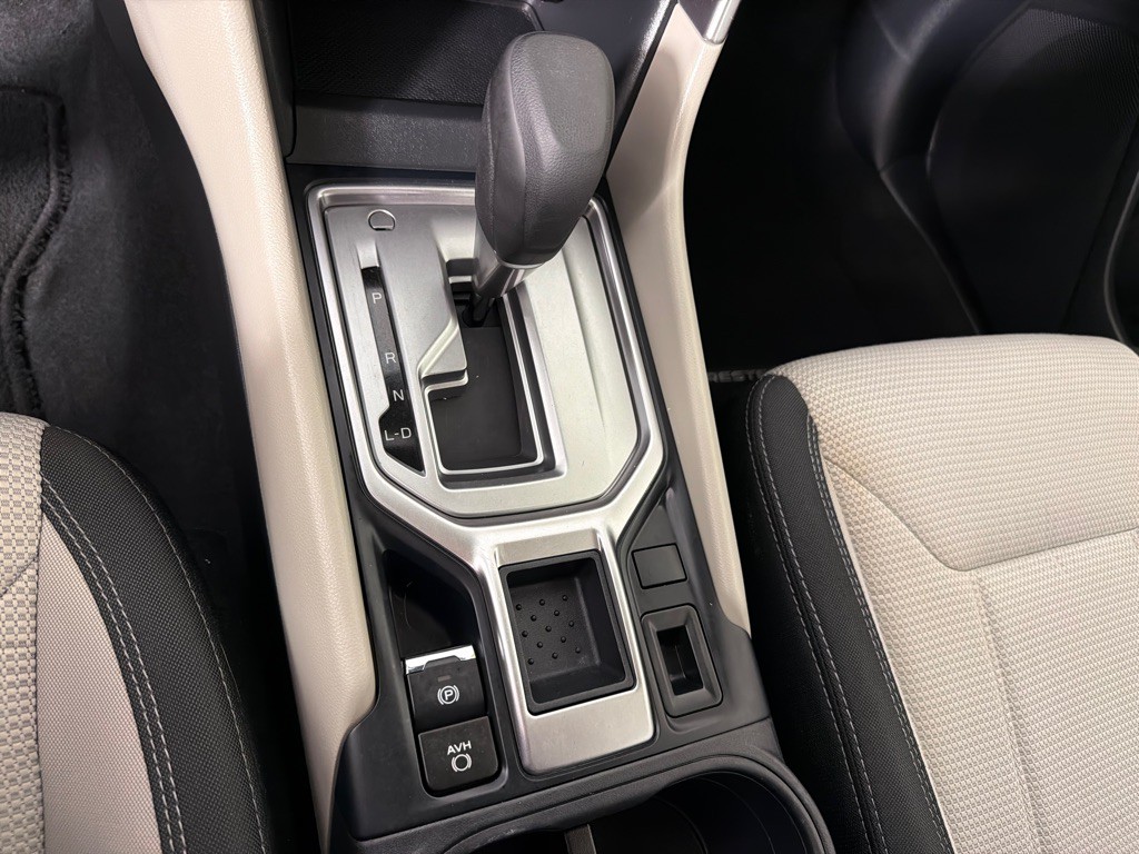 2023 Subaru Forester Image 17