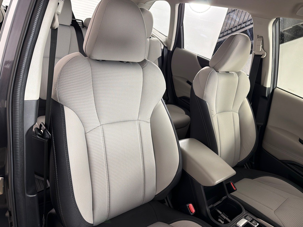 2023 Subaru Forester Image 24
