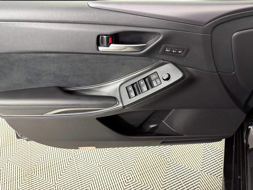 2022 Toyota Avalon Image 10