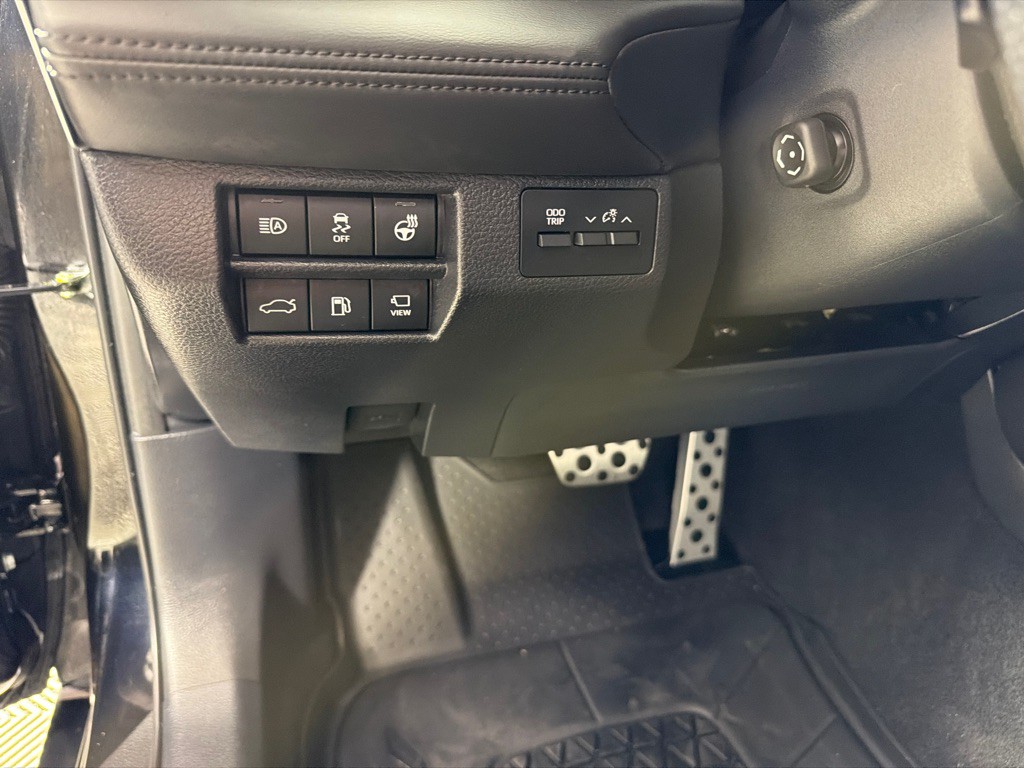 2022 Toyota Avalon Image 14