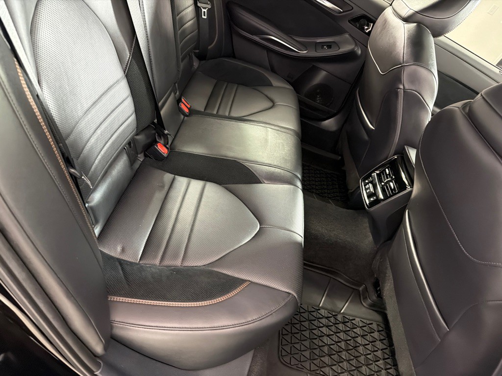 2022 Toyota Avalon Image 22