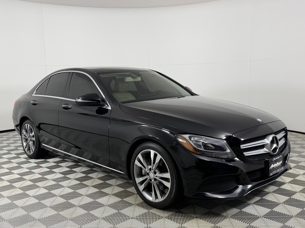2016 Mercedes-Benz C-Class Image 3