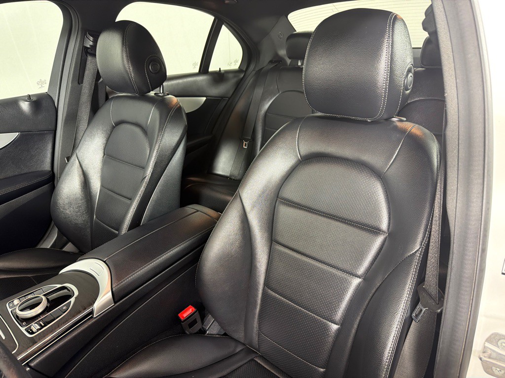 2019 Mercedes-Benz C-Class Image 9