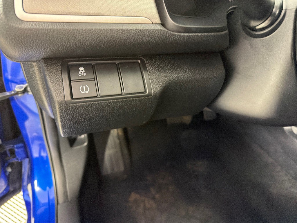 2017 Honda Civic Image 12