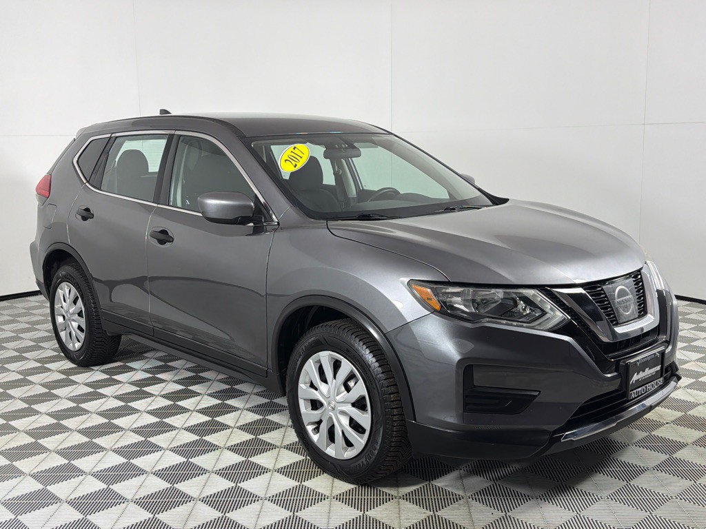 2017 Nissan Rogue Image 3