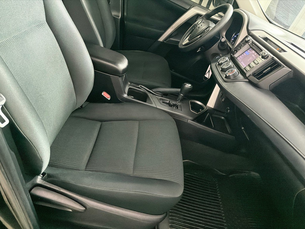 2018 Toyota Rav4 Image 23