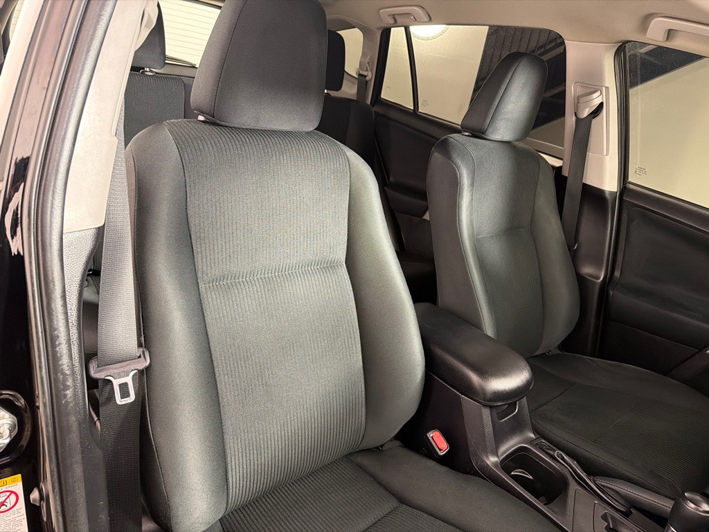 2018 Toyota Rav4 Image 24