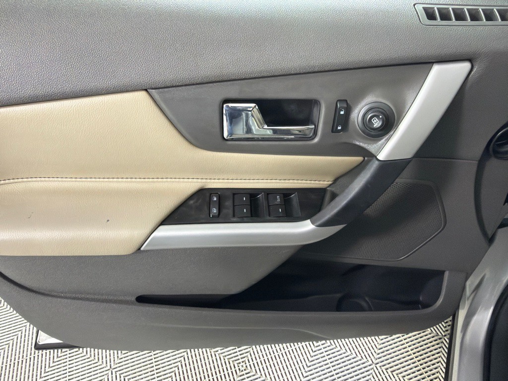 2014 Ford Edge Image 10