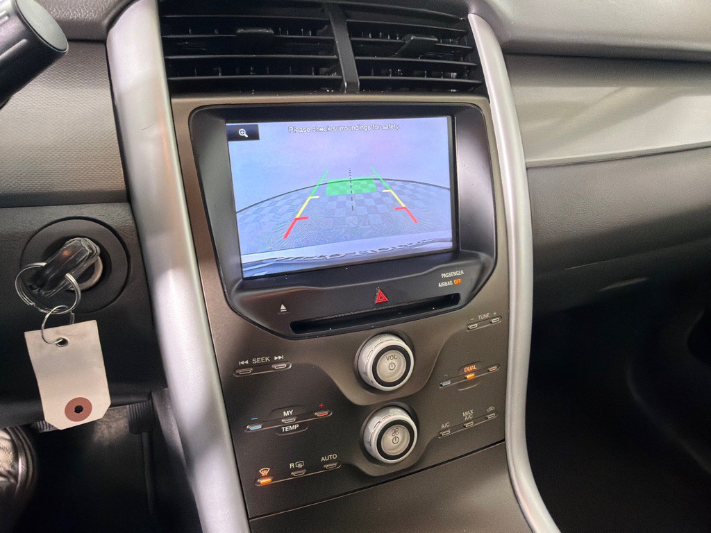 2014 Ford Edge Image 16