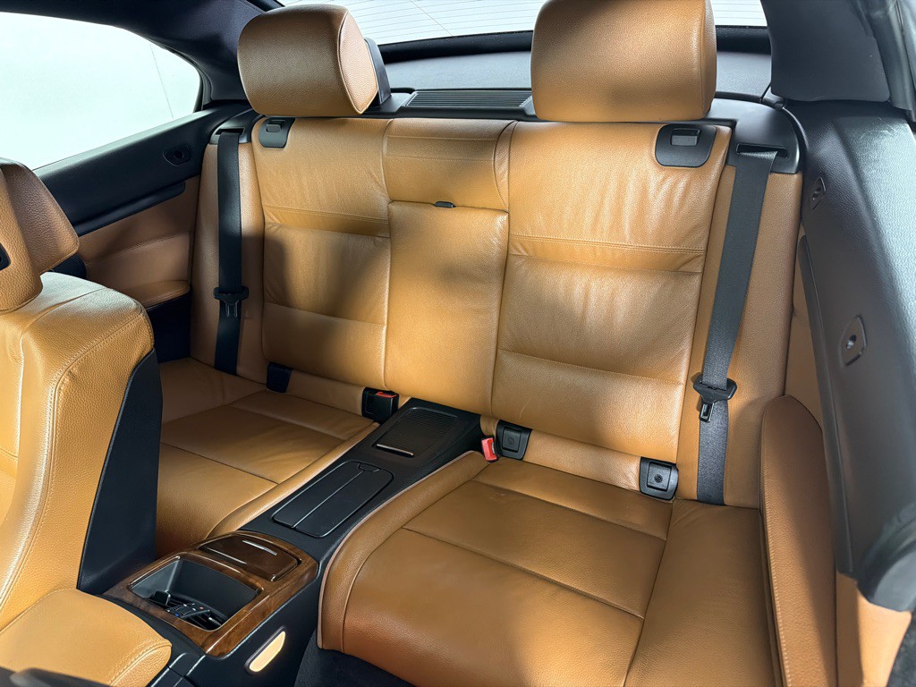 2012 BMW 3 Series Image 28