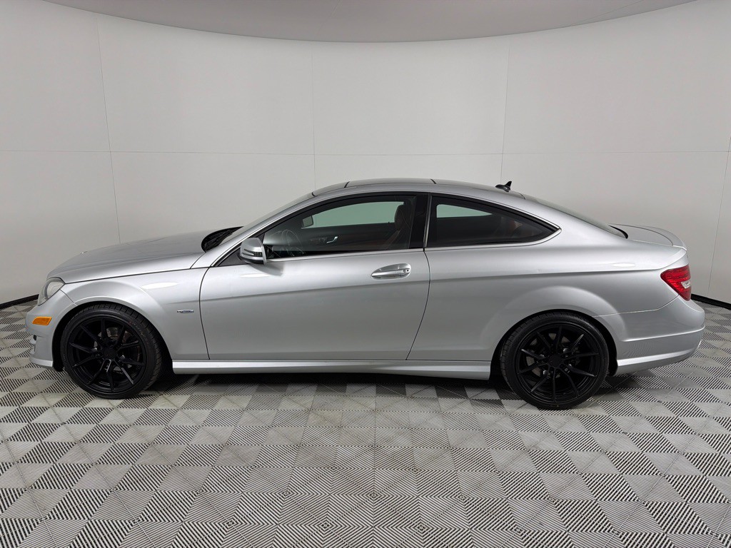 2012 Mercedes-Benz C-Class Image 6