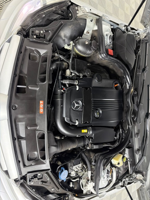 2012 Mercedes-Benz C-Class Image 18