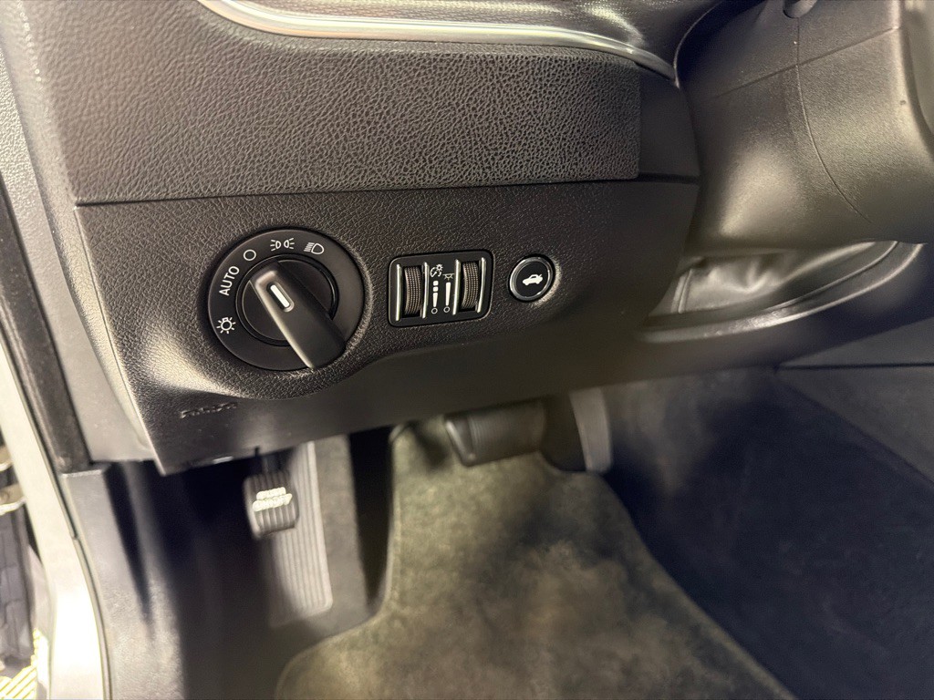 2013 Dodge Charger Image 12