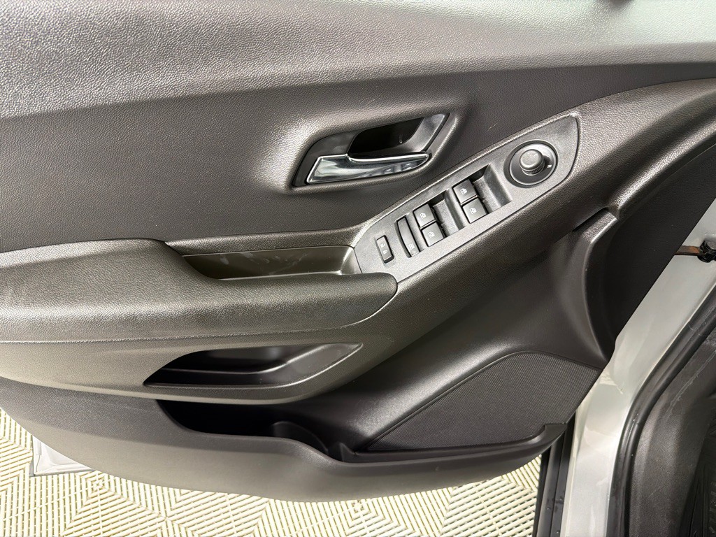 2019 Chevrolet Trax Image 11