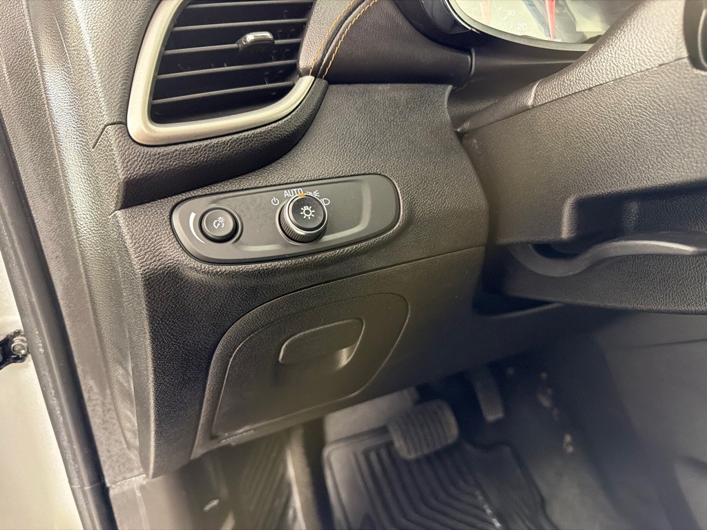 2019 Chevrolet Trax Image 14