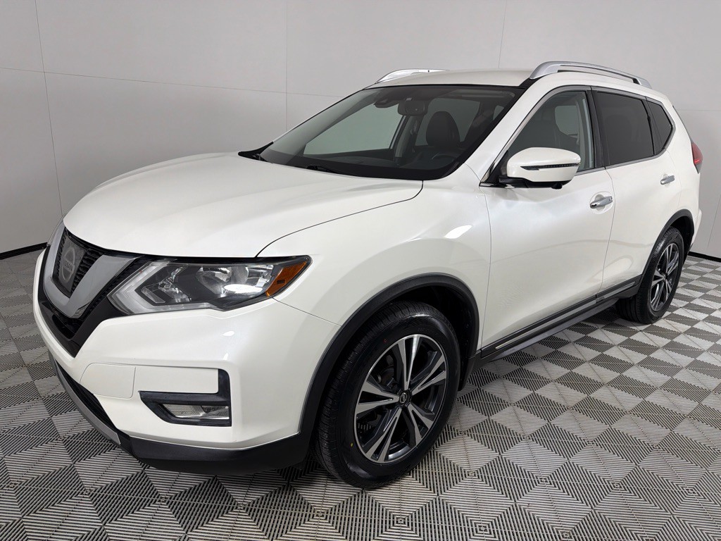2017 Nissan Rogue Image 9