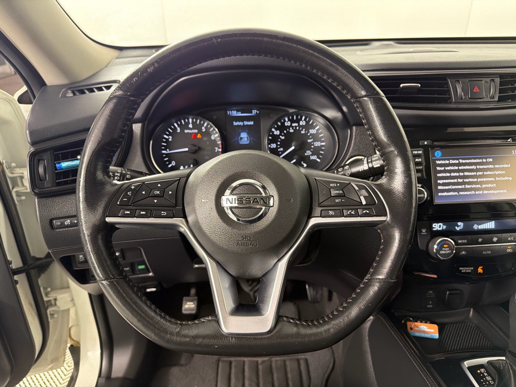 2017 Nissan Rogue Image 15