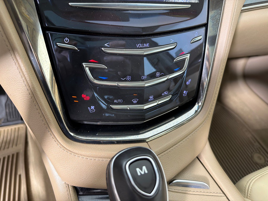 2014 Cadillac CTS Image 17