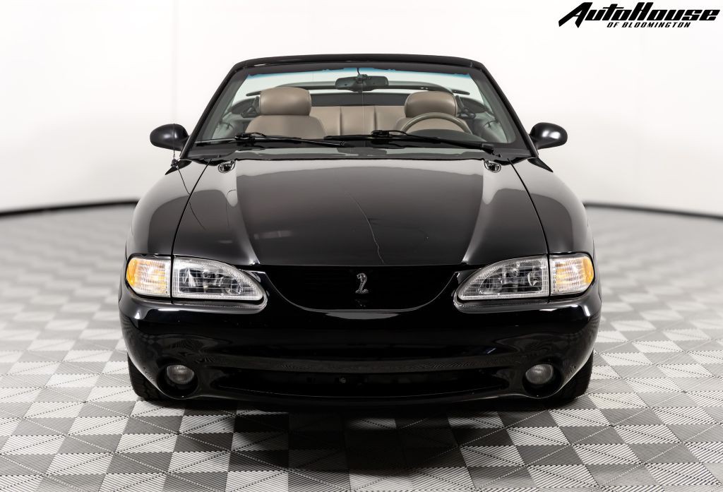 1995 Ford Mustang Image 4