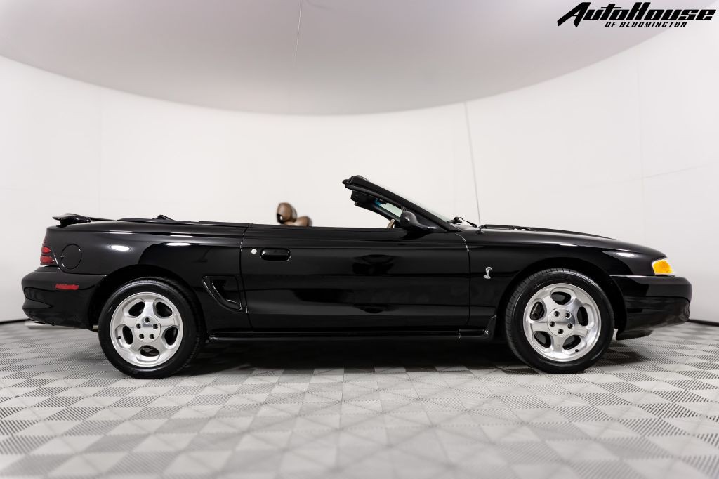 1995 Ford Mustang Image 12