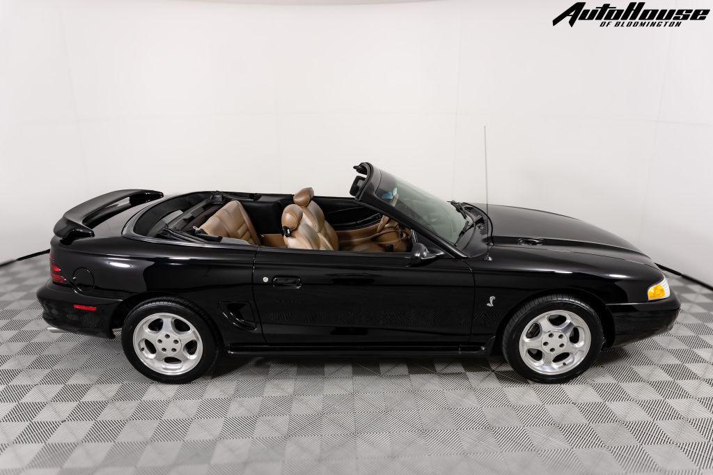 1995 Ford Mustang Image 13