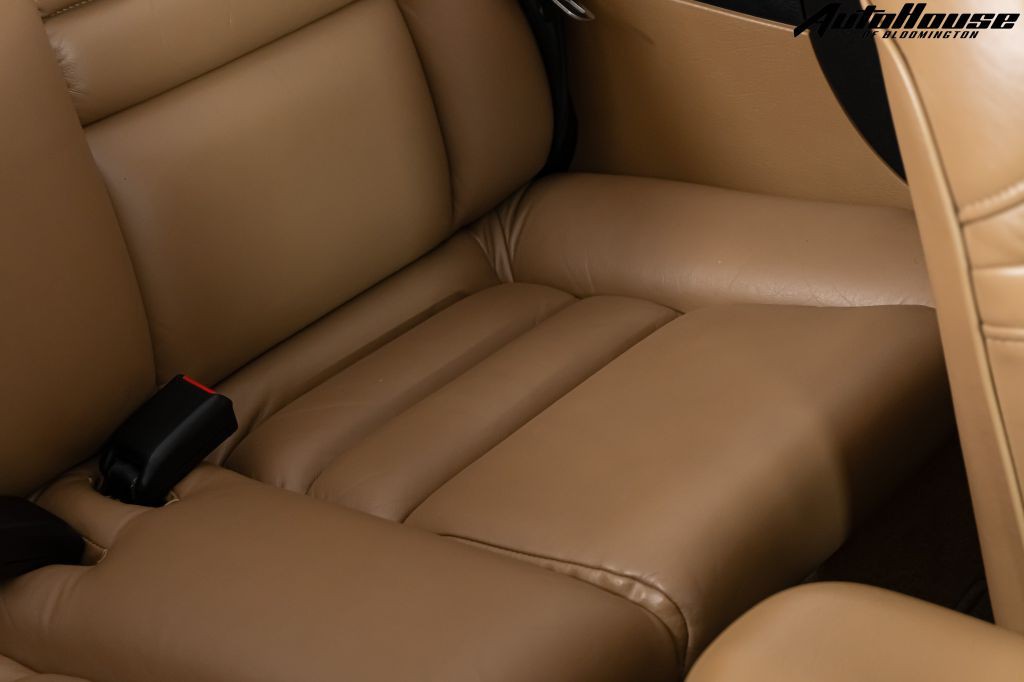 1995 Ford Mustang Image 18