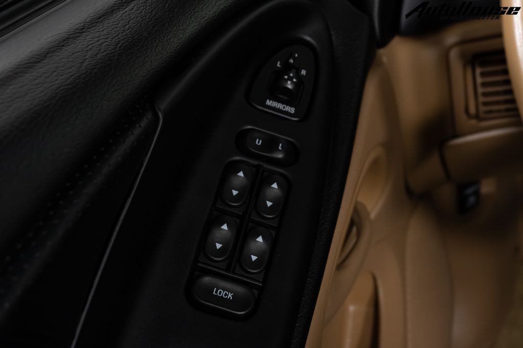 1995 Ford Mustang Image 48